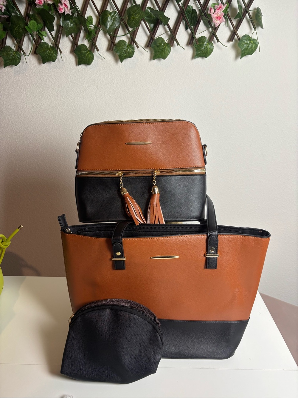 Elegant 3-Piece Leather Look Tote Bag Set Black & Brown
